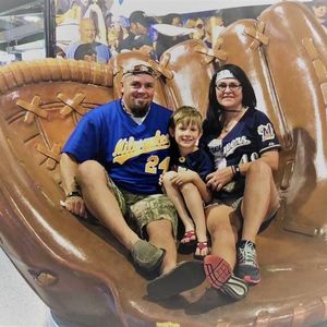 Meet your Posher, Yvette